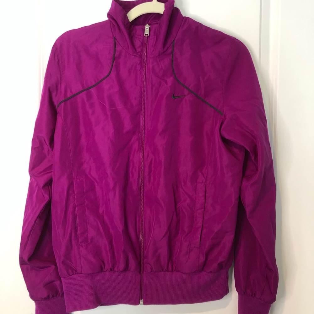 Nike full zip windbreaker/workout jacket